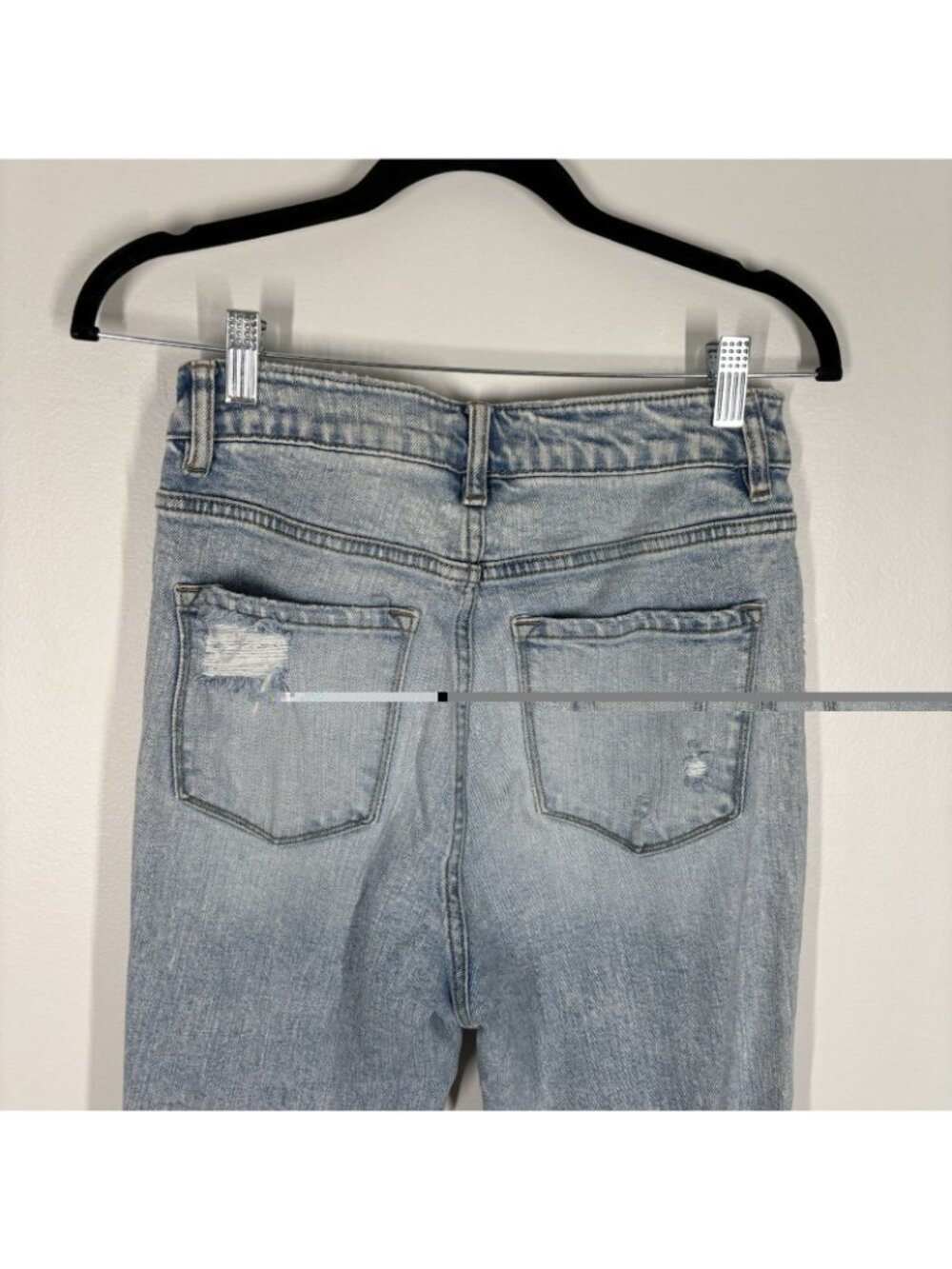 KanCan Signature 26 Light Wash Denim Distressed Ultra High Rise Baggy Fit Jeans - Picture 9 of 12